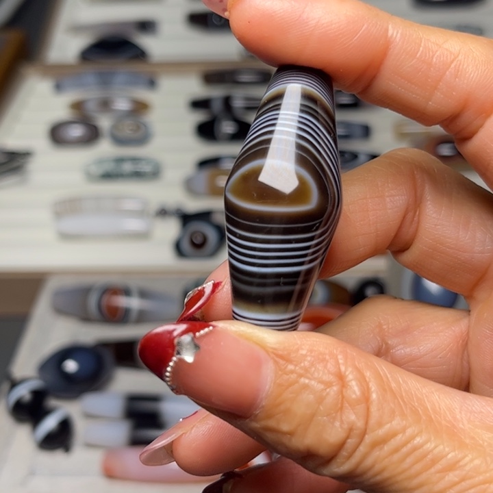 玛瑙/玉髓颈饰未镶嵌