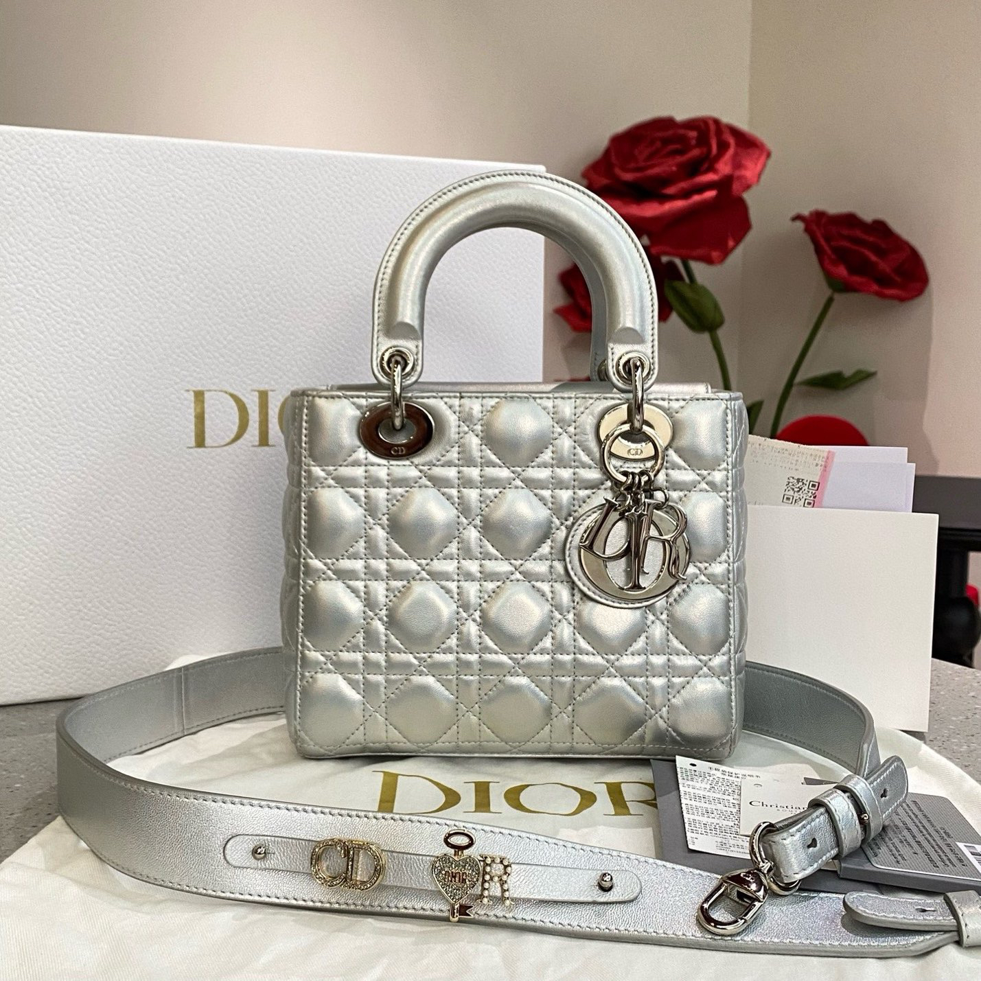 95新 DIOR/迪奥 幻彩银色戴妃四格