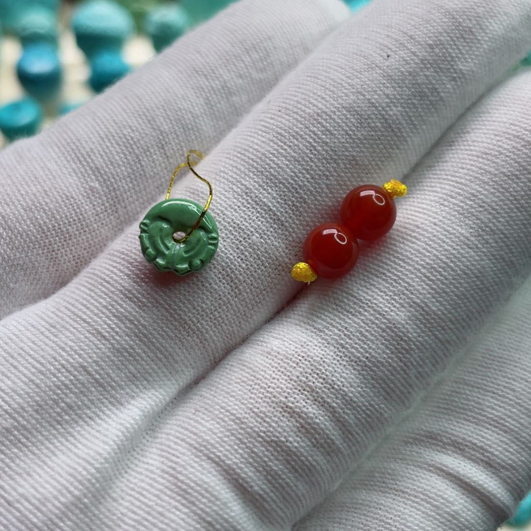 南红玛瑙颈饰未镶嵌