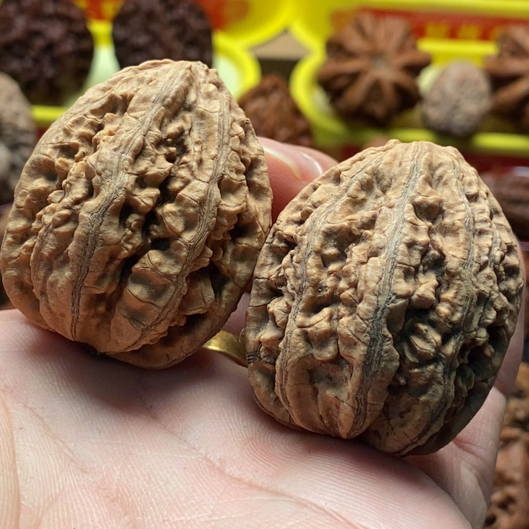 文玩核桃吊坠小涵13