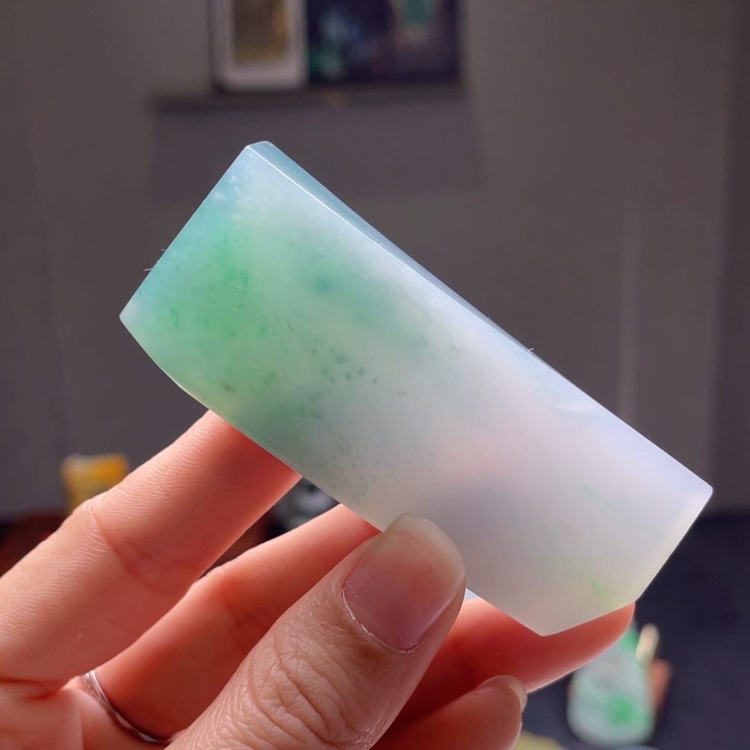 定制翡翠未镶嵌包工包料