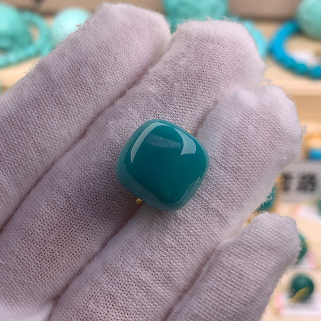 绿松石珠宝奇石未镶嵌14.3×13.7