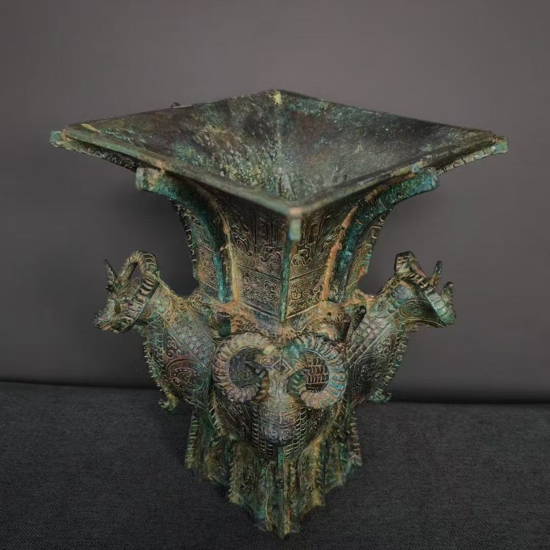 四羊方尊   仿古做旧青铜器  工艺品摆件桌面摆件