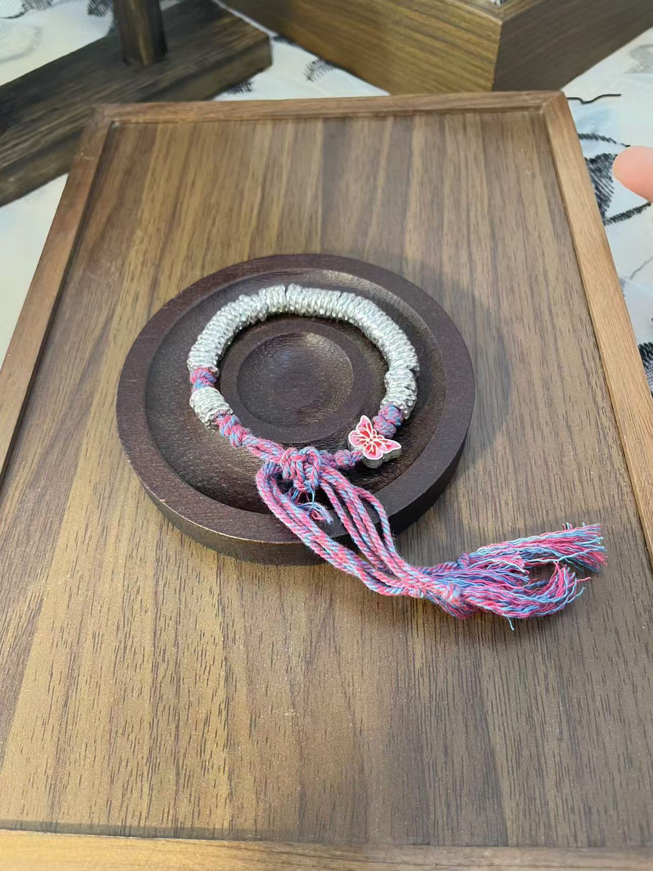 足银银制品 S147 紫蓝法郎蝴蝶盘缠直播间选款时尚百搭精美手镯