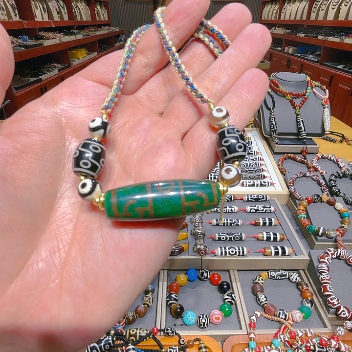 未镶嵌玛瑙/玉髓珠宝奇石