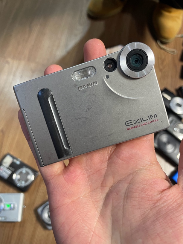 9新 Casio/卡西欧 卡西欧s1 100w像素