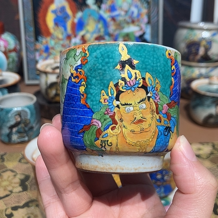 手工手绘黄财茶杯