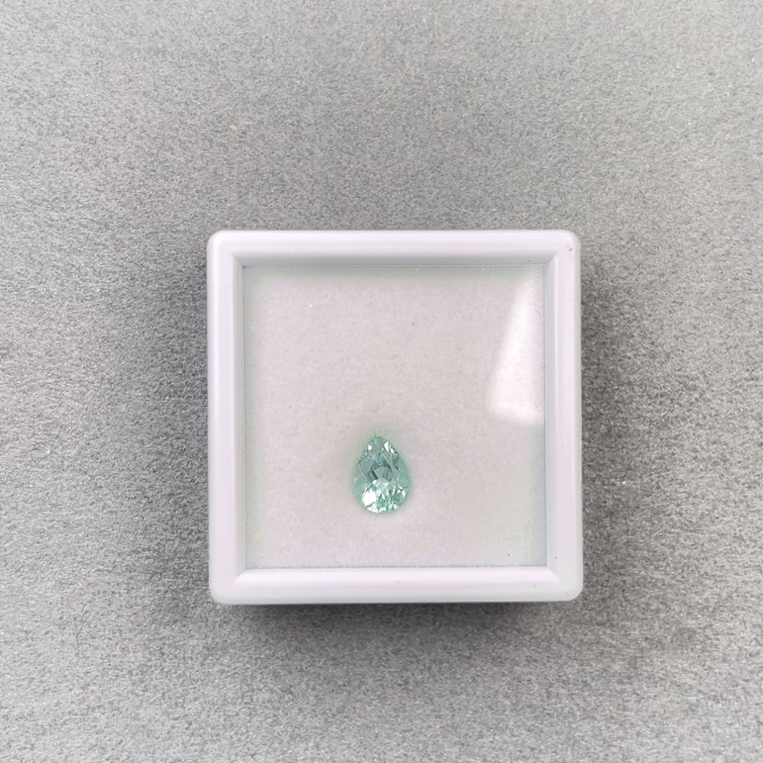 海蓝宝石裸石未镶嵌云***。天然1.14CT