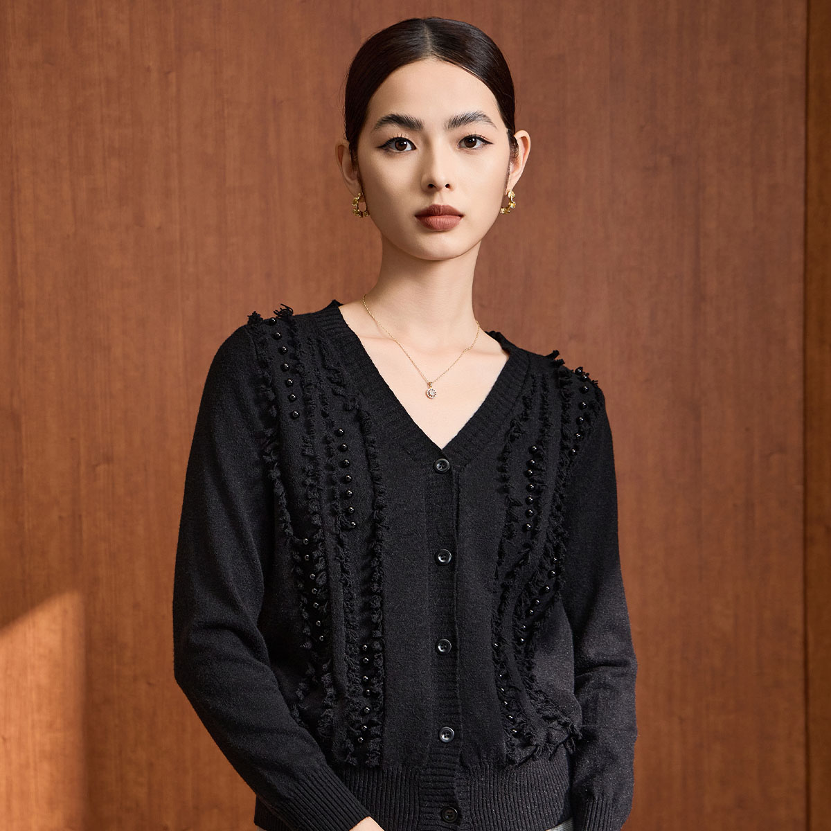 【马天奴】长袖时尚复古毛针织衫女开衫秋冬VDA951SWH0