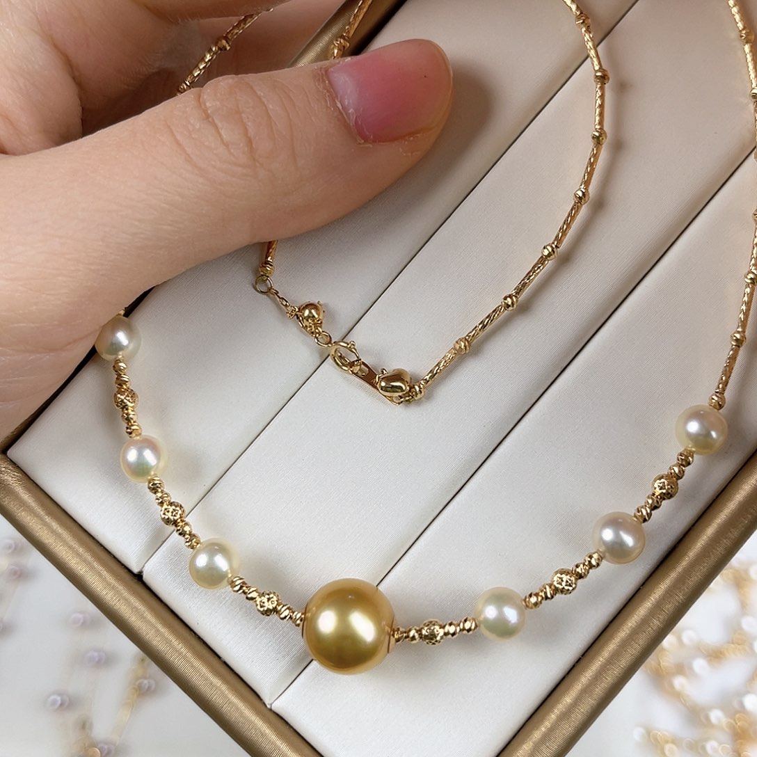 海水珍珠颈饰18K金镶嵌