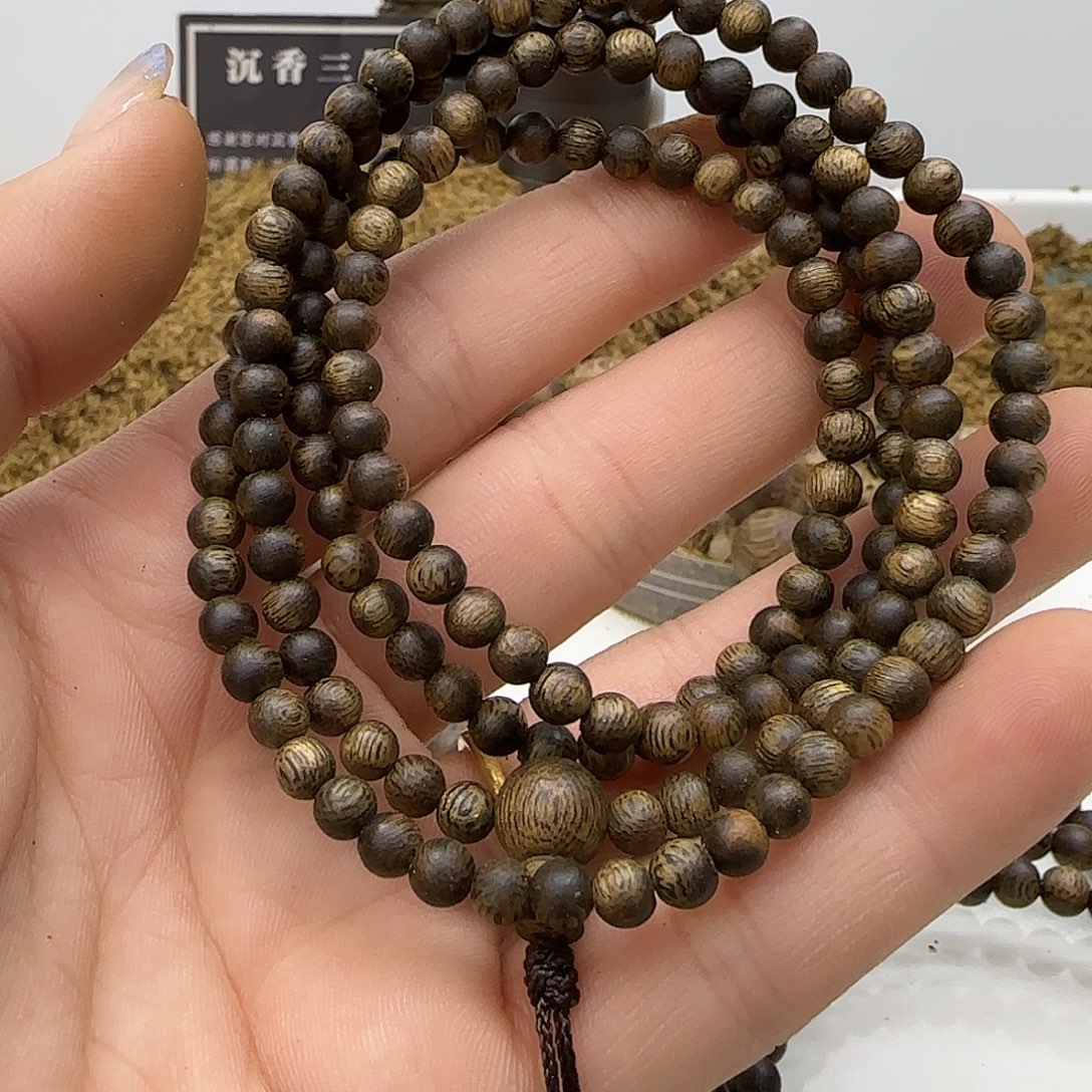 手串沉香乌身老料精品0.4 7克➕999沉浮