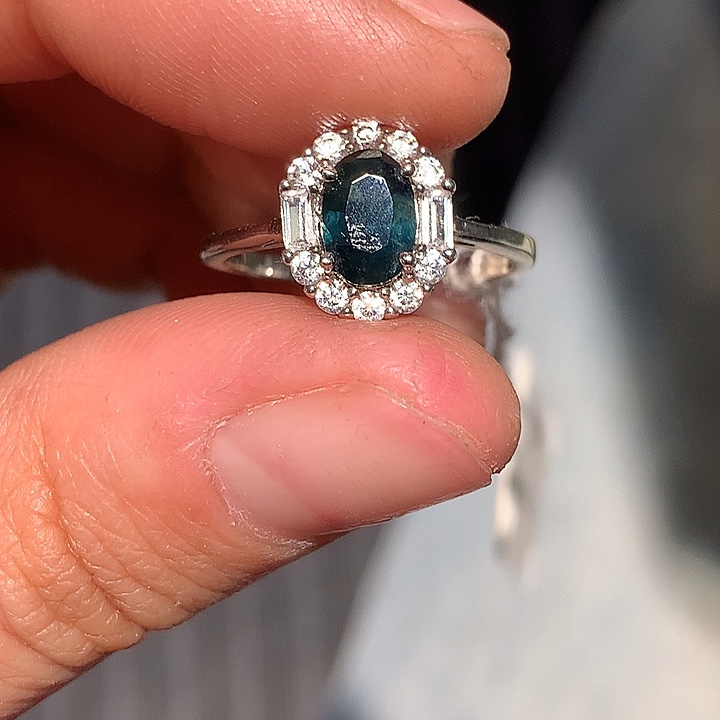 银S925镶嵌蓝宝石戒指