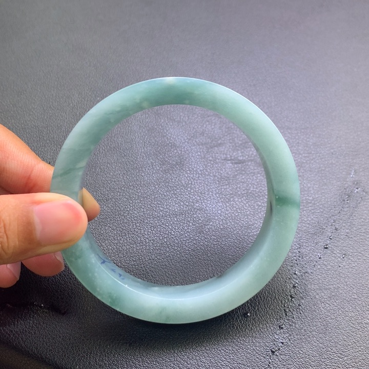 定制翡翠翡翠手镯未镶嵌