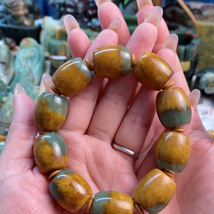 透闪石质玉手链未镶嵌