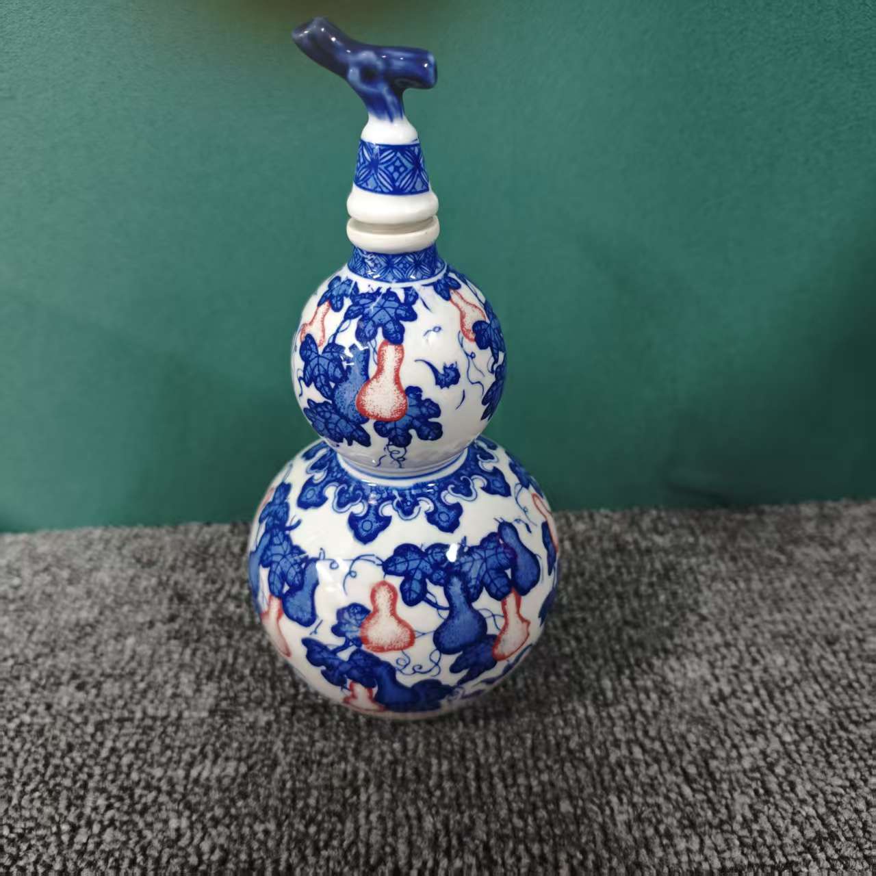 景德陶瓷葫芦水瓶