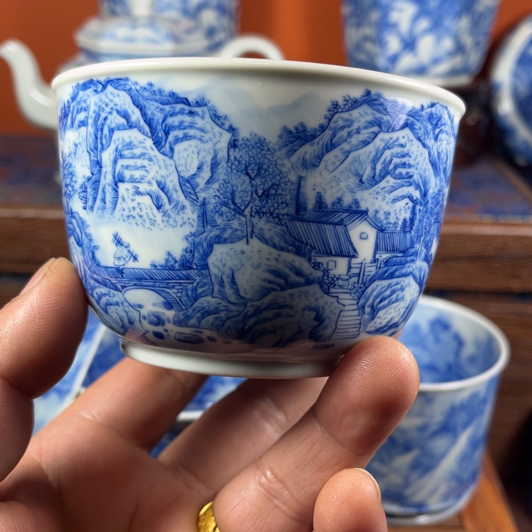 工***哥微微瑕青花山水大缸杯