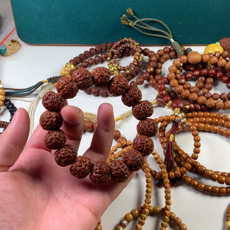 【闪购商品】橄榄核吊坠默*儿242554555888