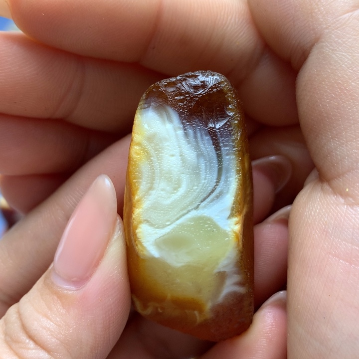 未镶嵌定制琥珀蜜蜡工坊原石定制