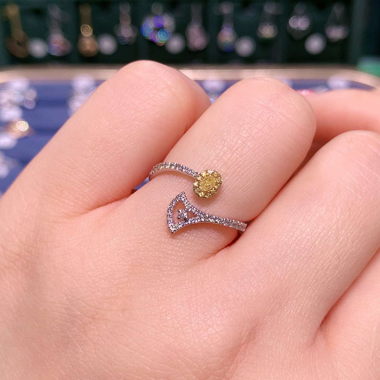 【闪购商品】钻石戒托18K金镶嵌戒指