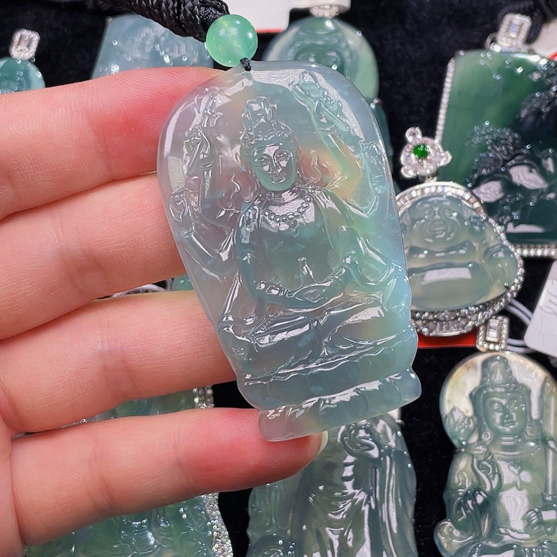 翡翠颈饰未镶嵌5，