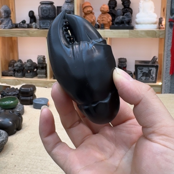 西安石晋錾石雕手工雕刻的