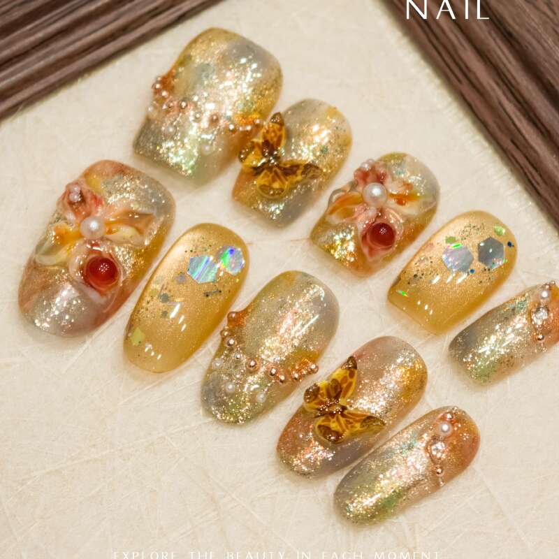 柚黎【秋渡】纯手工穿戴甲金秋极光亮片爆闪雕花蝴蝶高级仙女风美甲