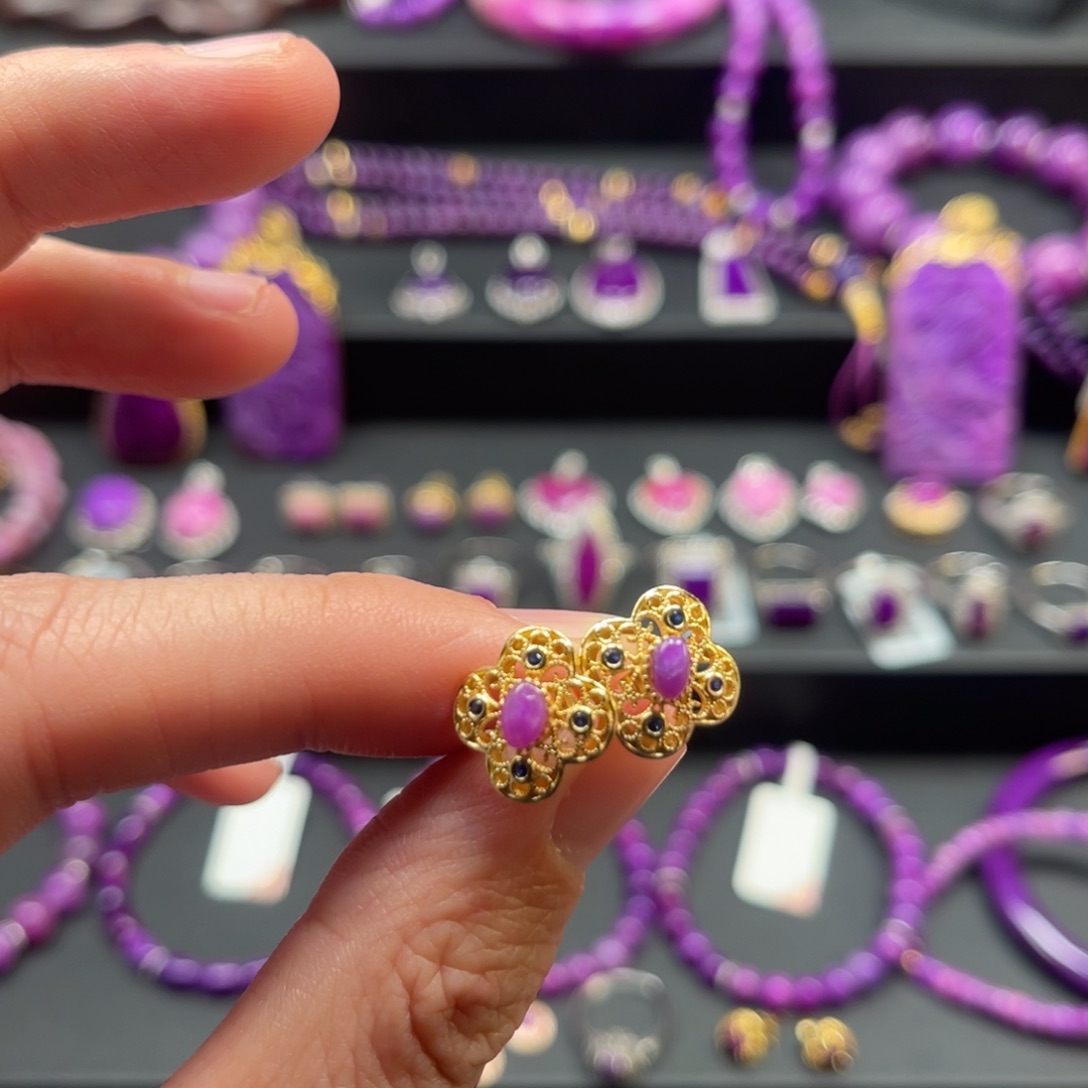 苏纪石（舒俱来）银S925镀金镶嵌耳钉