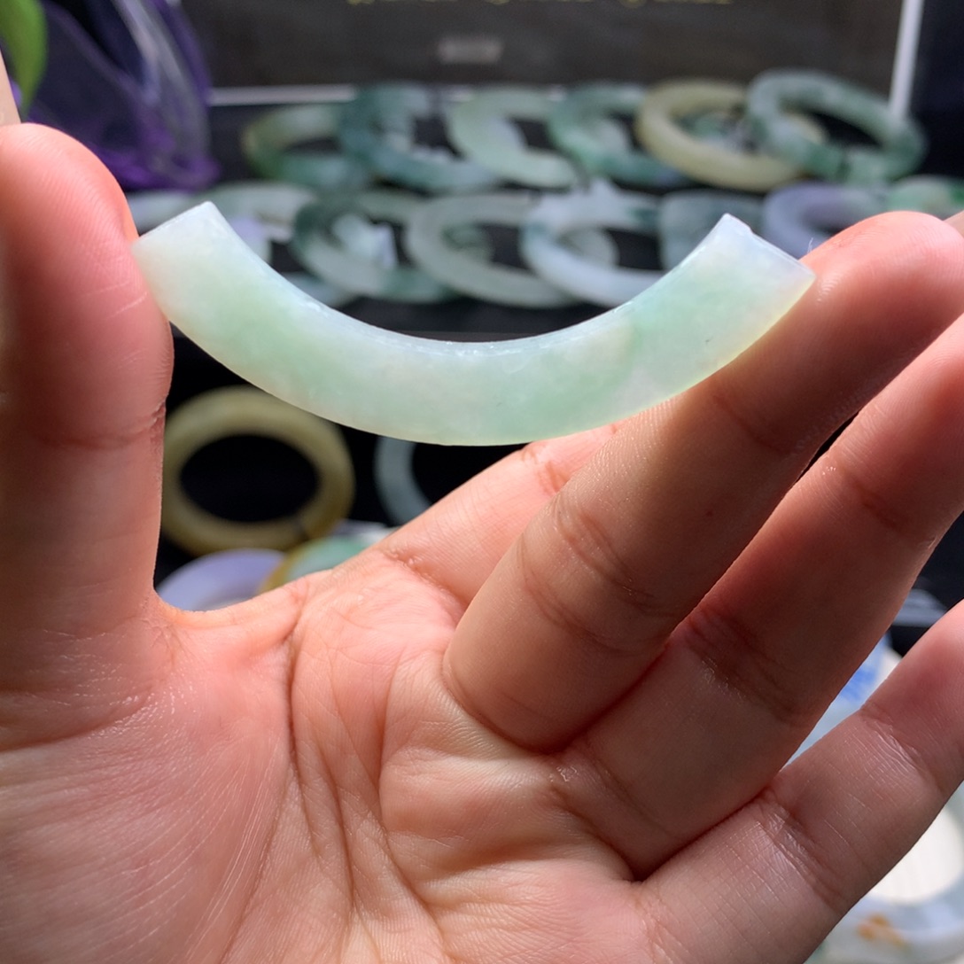 定制翡翠叮当镯 未镶嵌玉恒