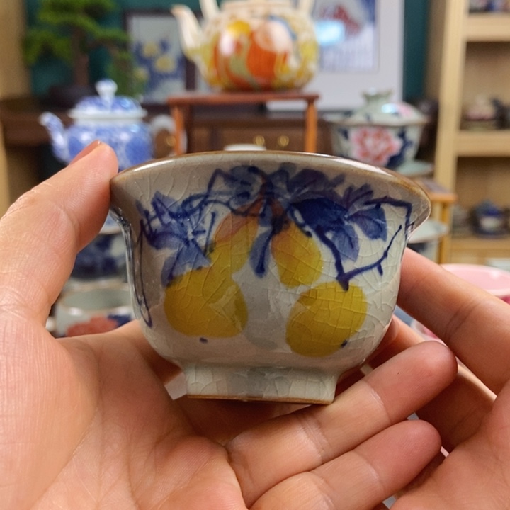 瓷片手工制作工艺精湛等特点为