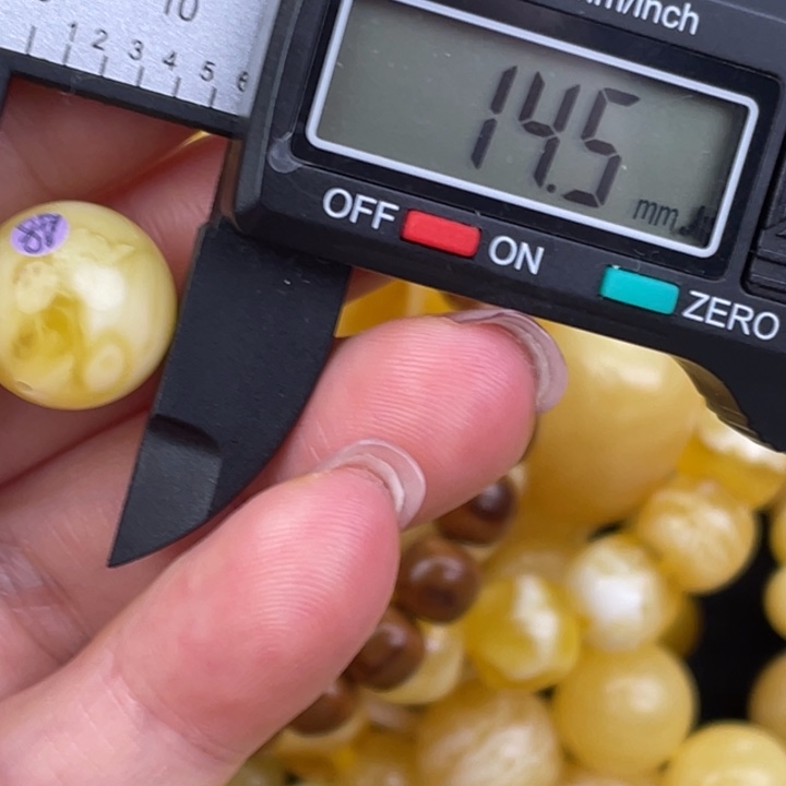 蜜蜡未镶嵌裸石254