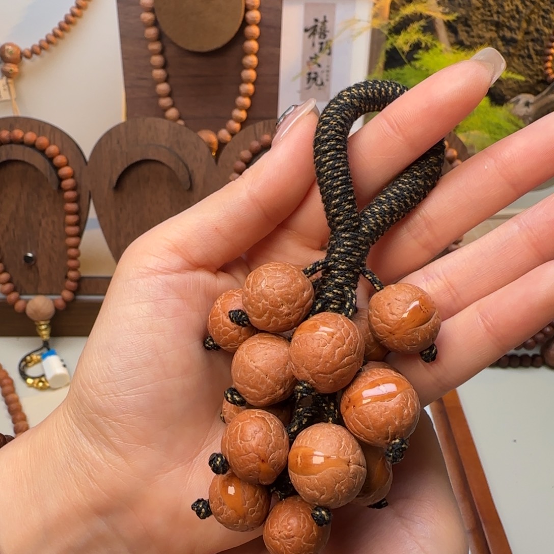 吊坠凤眼菩提尼泊尔凤眼黄金瞳葡萄串