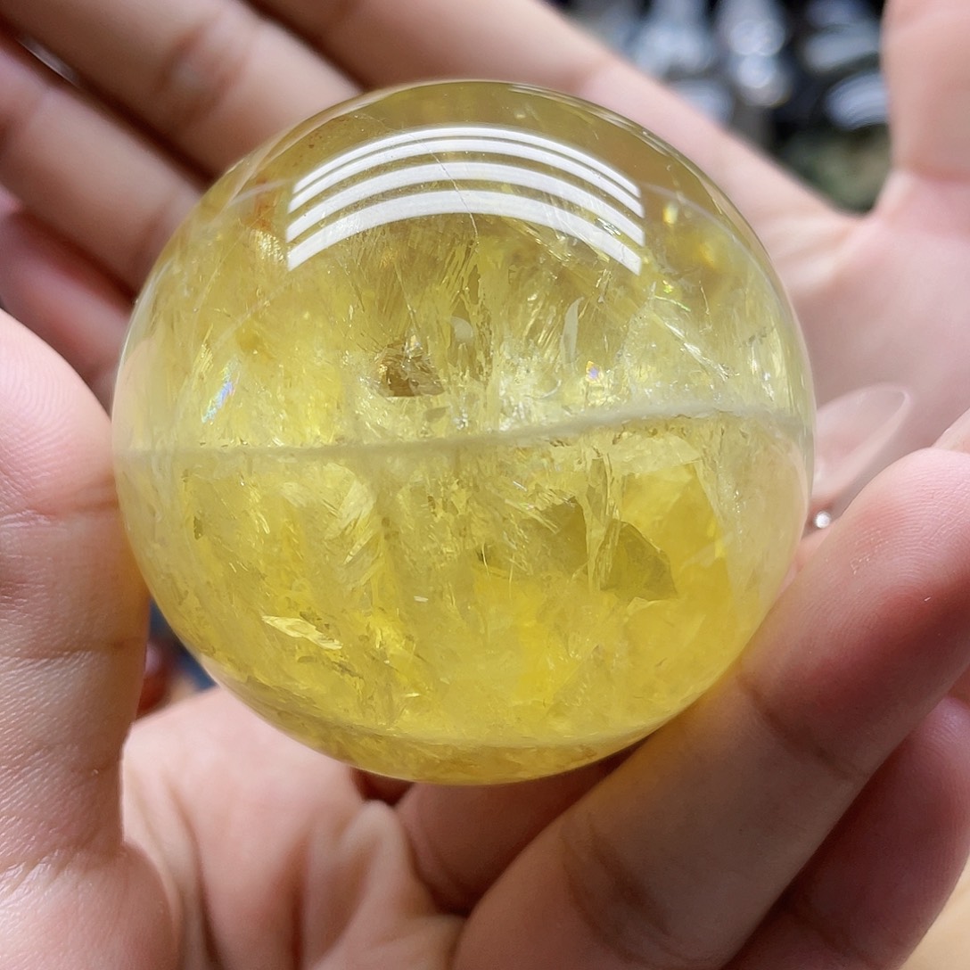 诗***芳未镶嵌珠宝半成品水晶