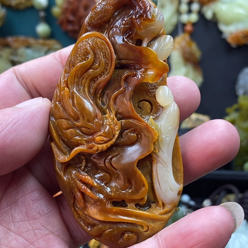 【闪购商品】蛇纹石玉吊坠未镶嵌