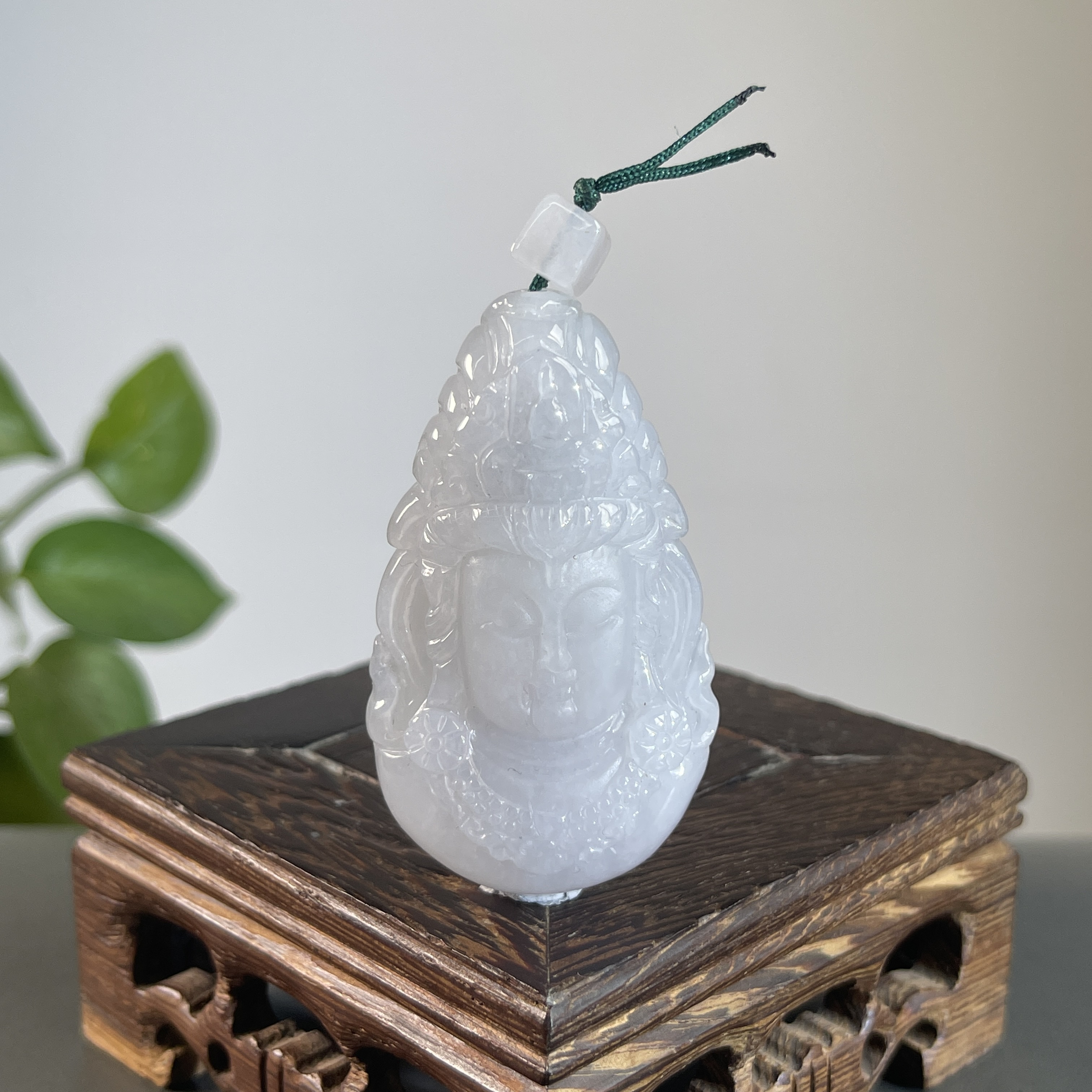 JGB12-71 天然缅甸A货翡翠  观音首