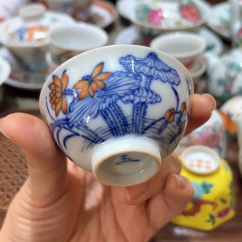 手绘茶杯盖碗壶承