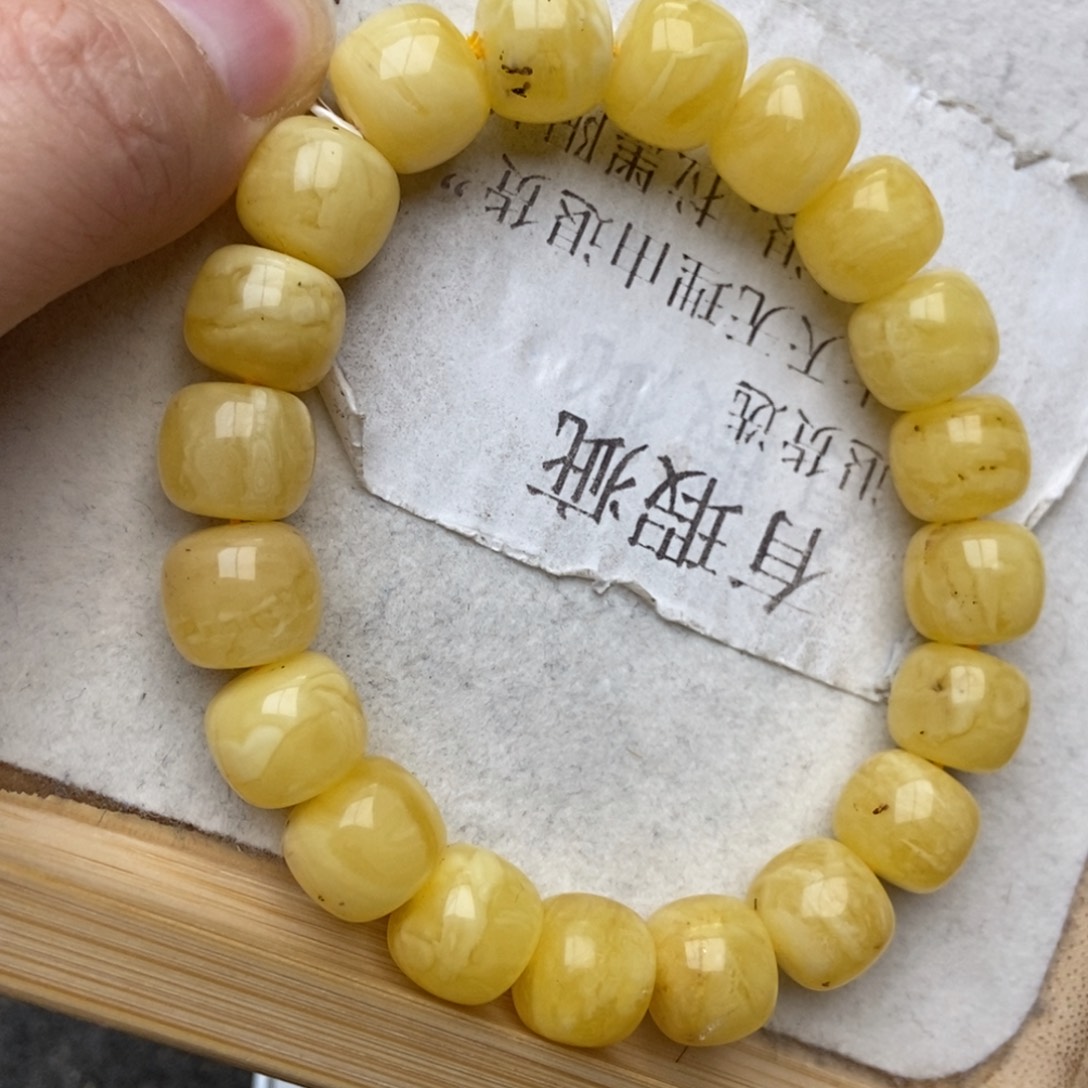 未镶嵌琥珀珠宝奇石4