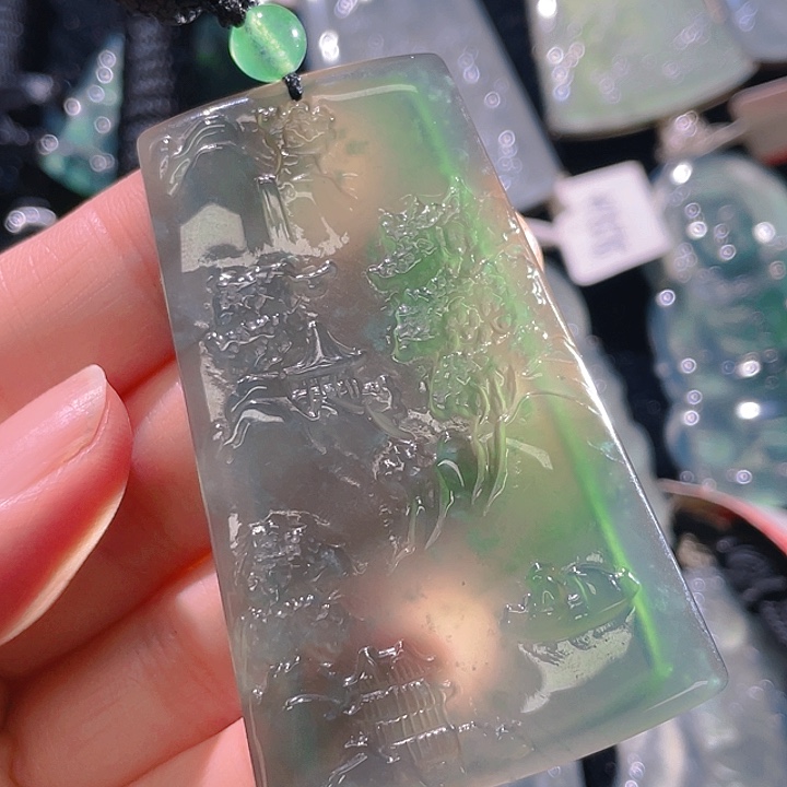 翡翠颈饰未镶嵌11，