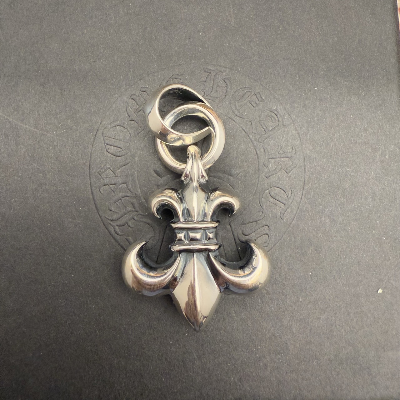 吊坠925银 ChromeHearts全银军花吊坠