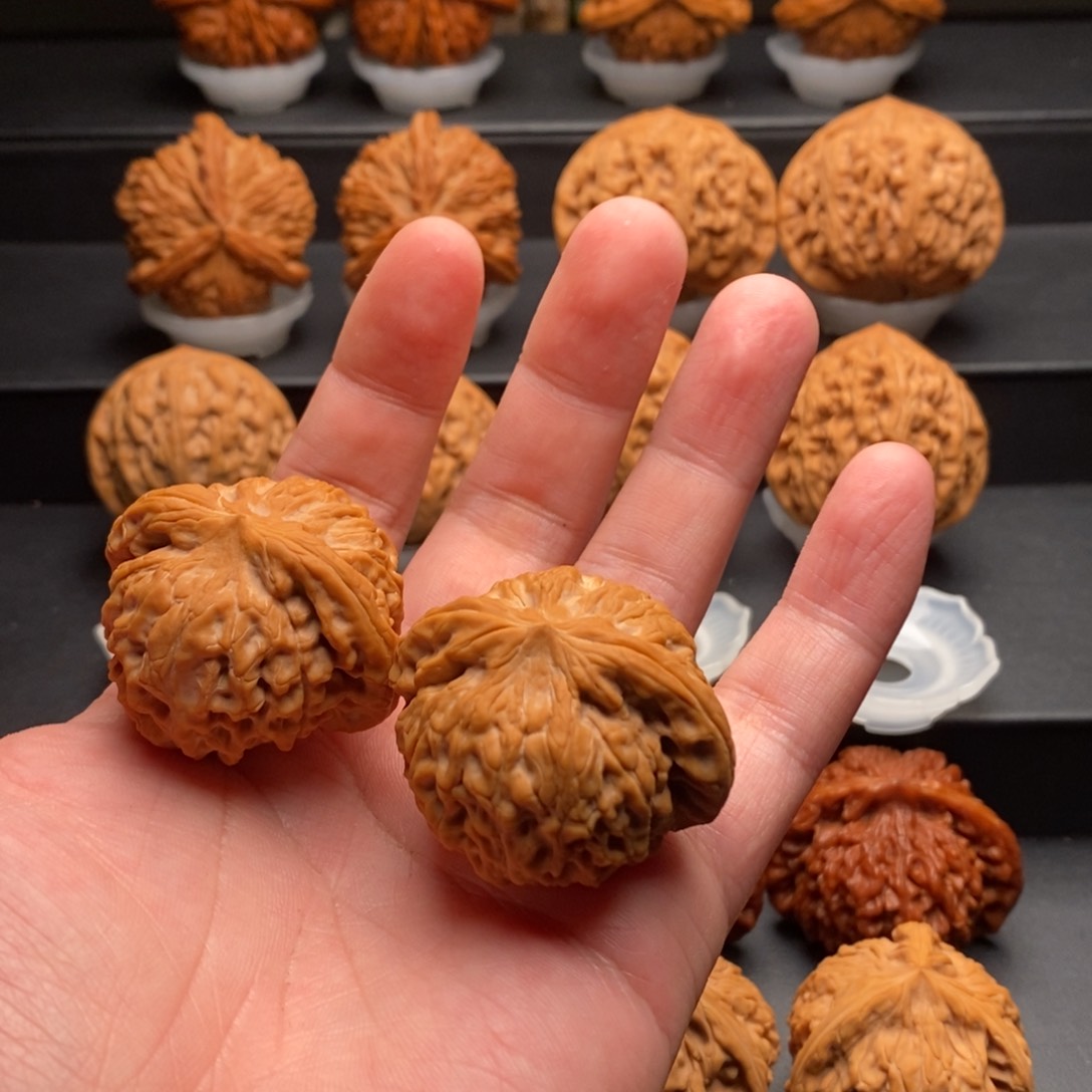 文玩核桃把件用****5核为贵