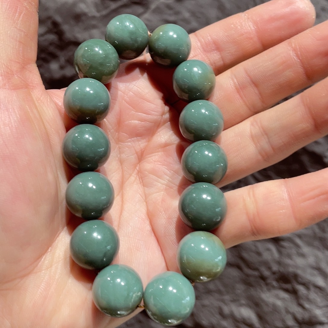 和田玉手串未镶嵌16圆珠