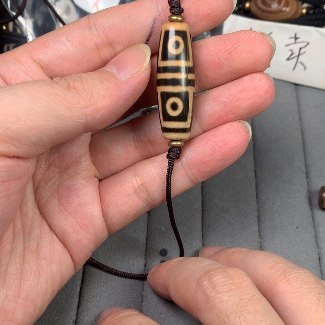 丁***咚玛瑙/玉髓合金珠宝半成品