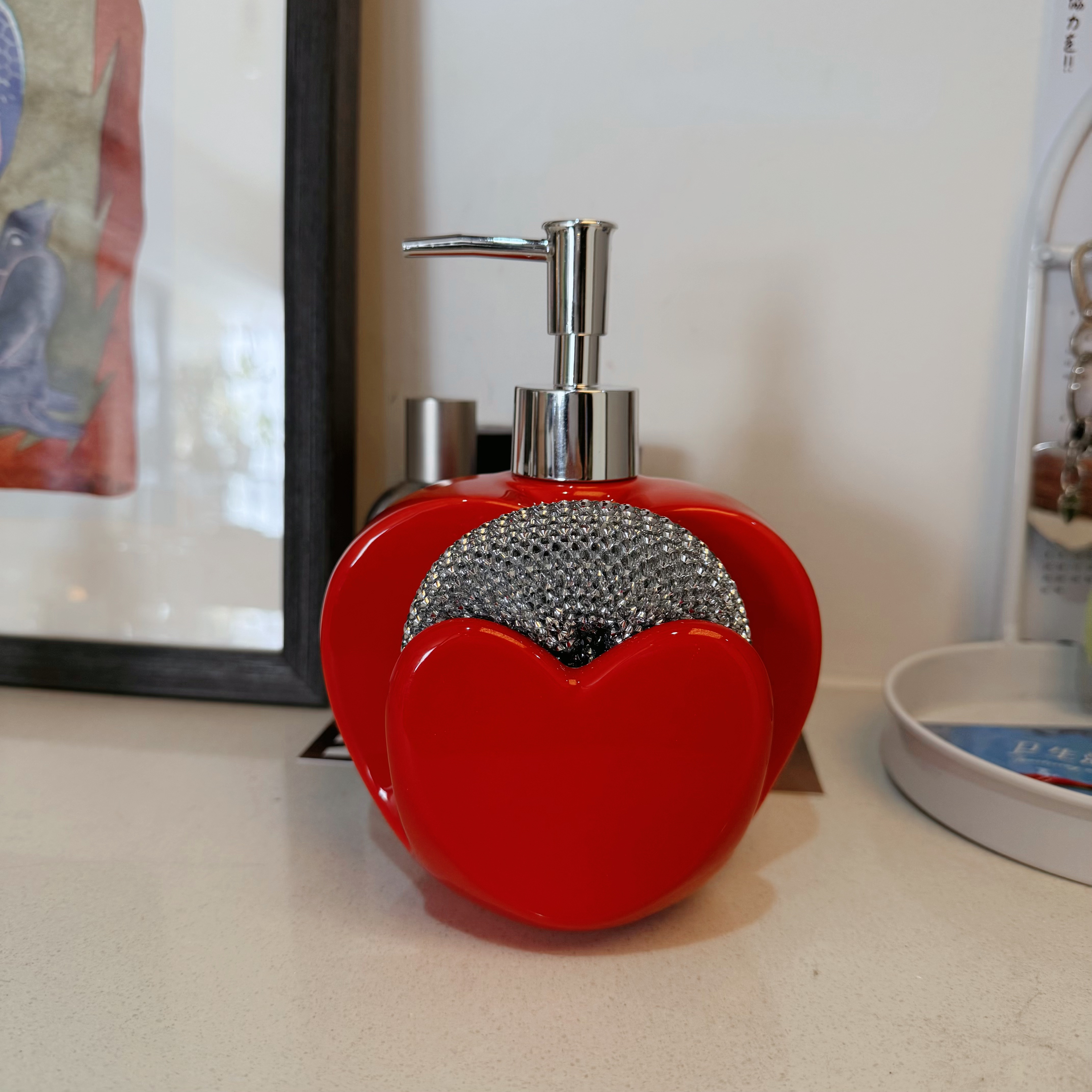 【FF家】400ML 红色桃心洗手液瓶 带钢丝球 高档 欧式 家用按压瓶