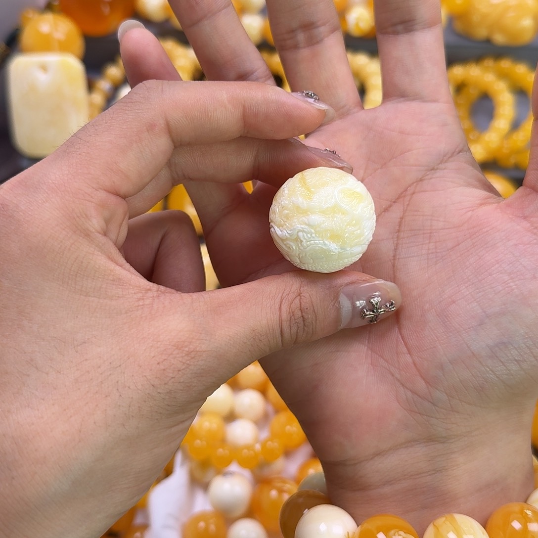 琥珀珠宝奇石未镶嵌龙珠29mm