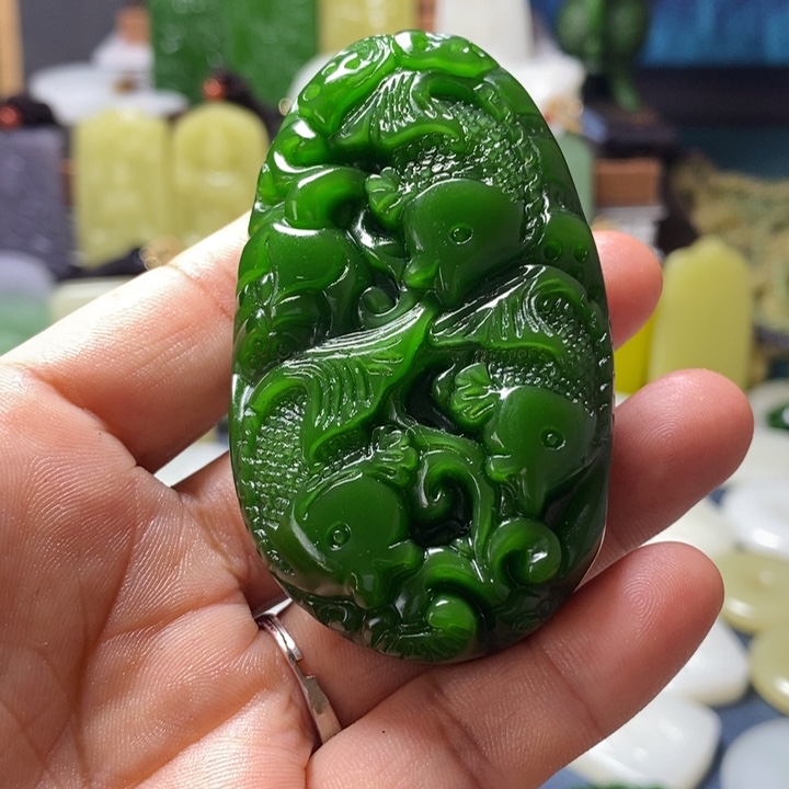 吊坠(赠链)未镶嵌和田玉