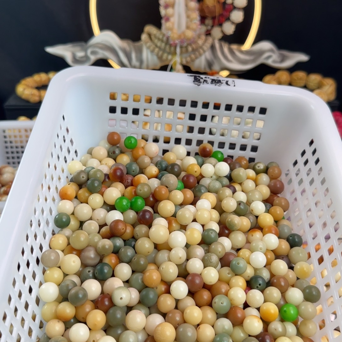 菩提根/象牙果吊坠瑕疵混珠1100左右