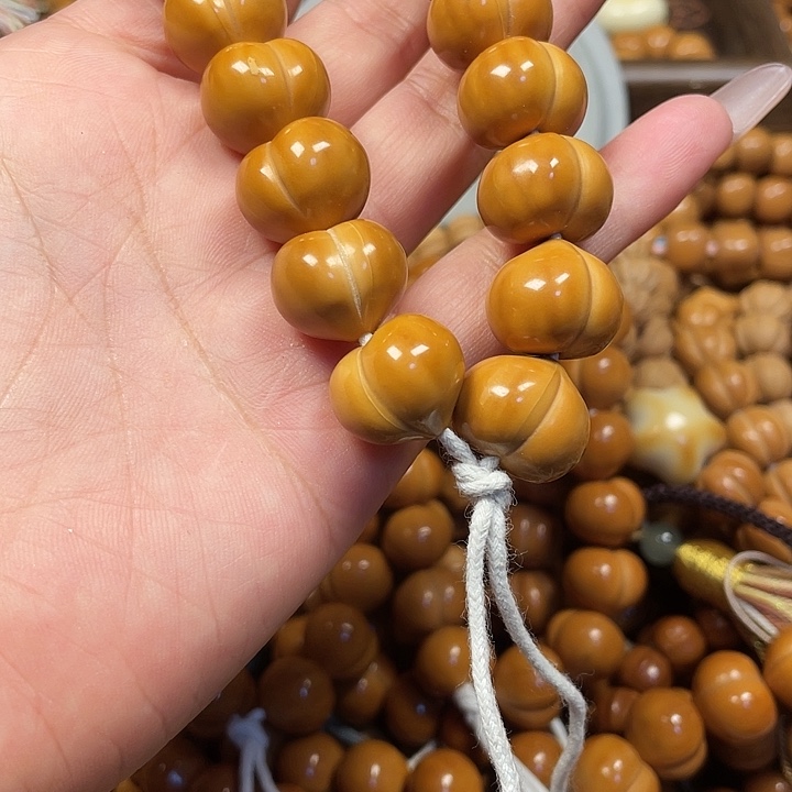 木?猴头核桃屁桃猴头