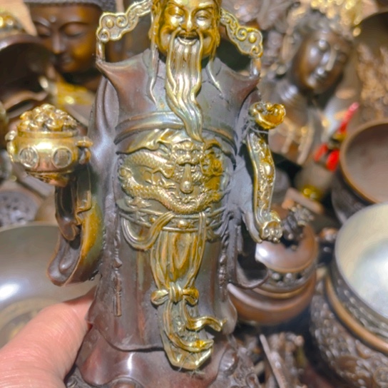 正常发货 铜的。全清了一件不留