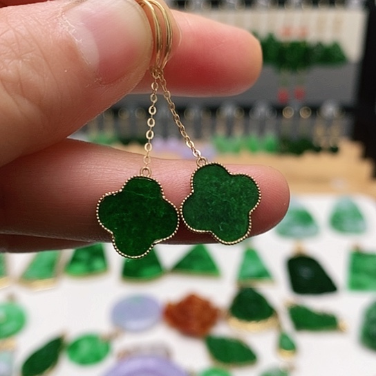 翡翠未镶嵌耳饰挂件