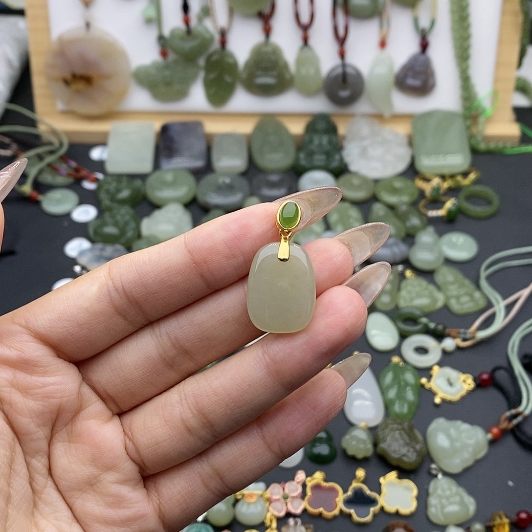 和田玉吊坠(不含链)银S925镶嵌