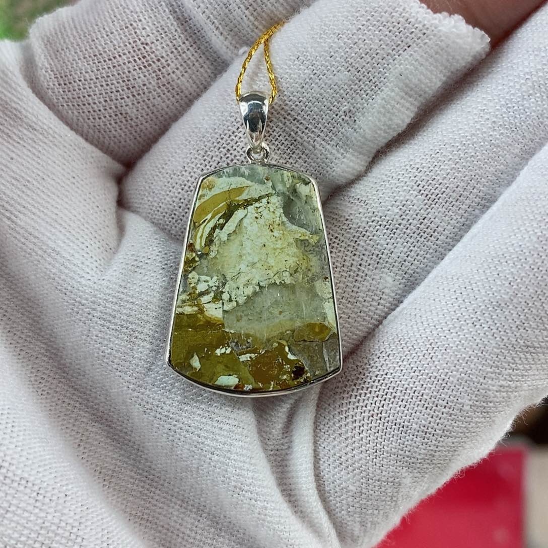 绿松石珠宝奇石银S925镶嵌